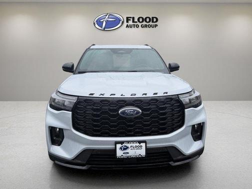 Space White Metallic 2026 Ford Explorer ST-Line