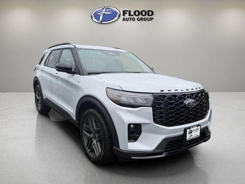 Space White Metallic 2026 Ford Explorer ST-Line