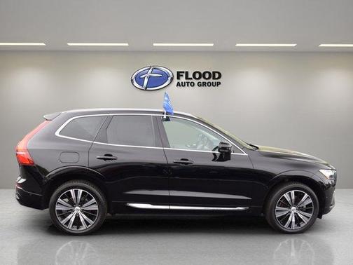 2023 Volvo XC60 B5 Plus Bright Theme