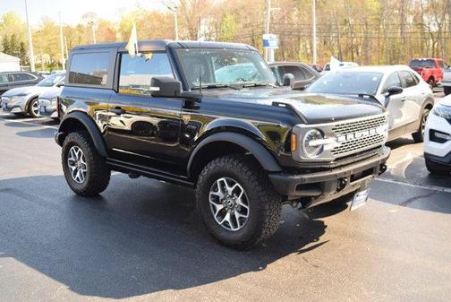 Black 2024 Ford Bronco Badlands