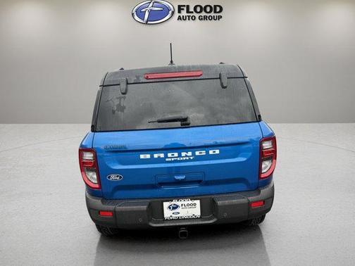 Velocity Blue Metallic 2026 Ford Bronco Sport Badlands