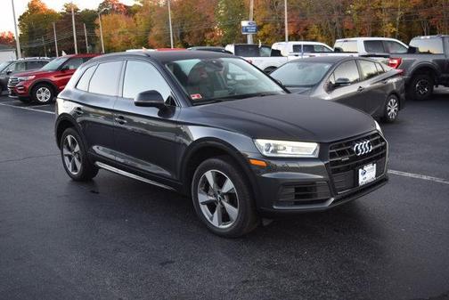 2020 Audi Q5 45 Titanium Premium