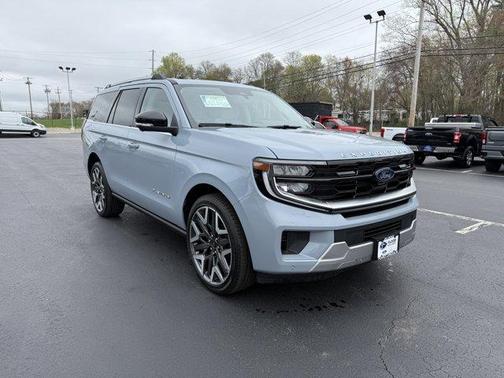 Glacier Gray Metallic 2026 Ford Expedition Platinum