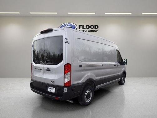 2026 Ford Transit-250 148 WB Medium Roof Cargo