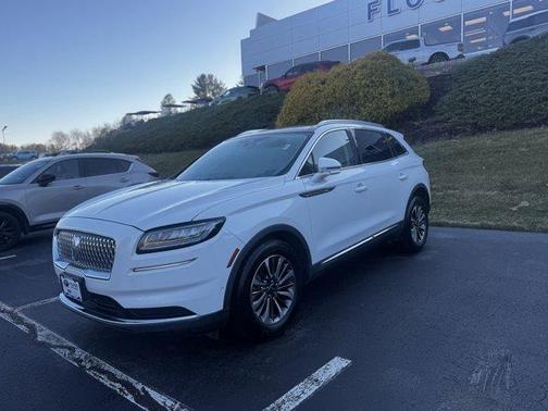 White 2022 Lincoln Nautilus Reserve
