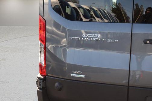 2025 Ford Transit-250 148 WB Medium Roof Cargo