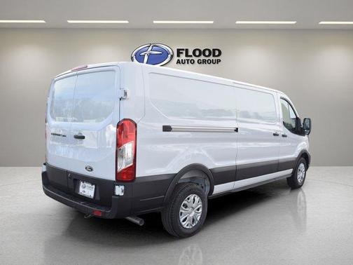 2026 Ford Transit-350 