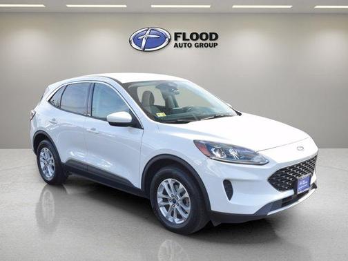White 2020 Ford Escape SE