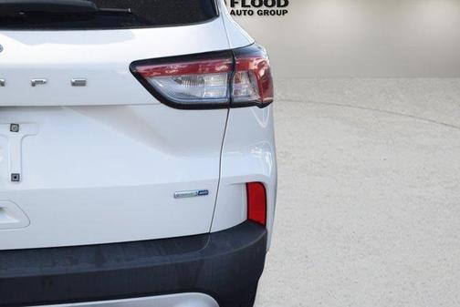 White 2020 Ford Escape SE