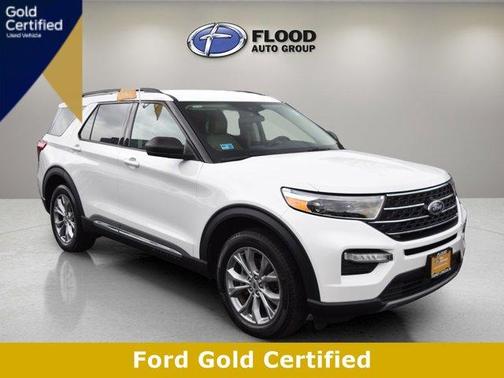 Star White Metallic Tri-Coat 2023 Ford Explorer XLT