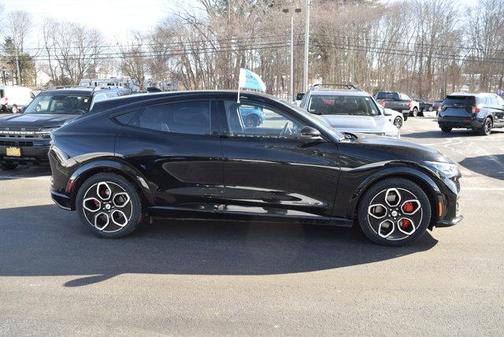 2022 Ford Mustang Mach-E GT