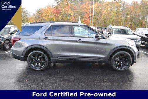 2024 Ford Explorer ST-Line