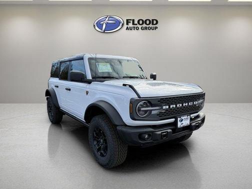 Oxford White 2026 Ford Bronco Badlands