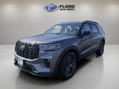 Carbonized Gray Metallic 2026 Ford Explorer ST-Line