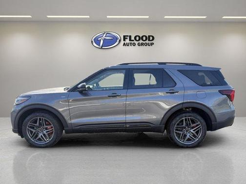 Carbonized Gray Metallic 2026 Ford Explorer ST-Line