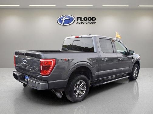 Light Blue Clearcoat Metallic 2022 Ford F-150 XLT