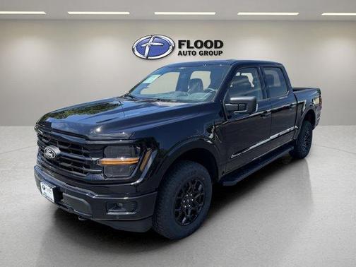 Agate Black Metallic 2026 Ford F-150 XLT