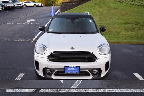 Silver 2021 MINI Countryman Cooper