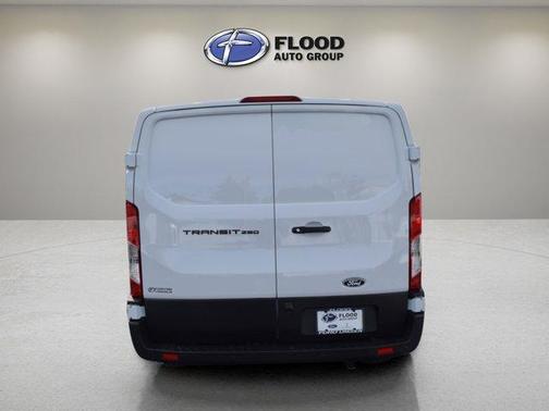 2026 Ford Transit-250 