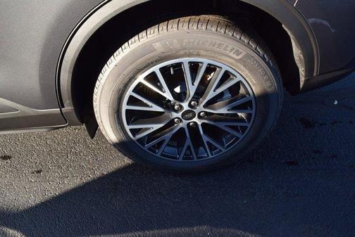 Carbonized Gray Metallic 2023 Ford Escape PHEV