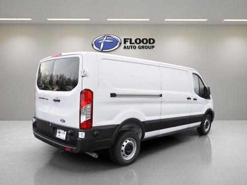 2026 Ford Transit-250 