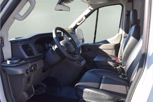 2026 Ford Transit-250 148 WB Medium Roof Cargo