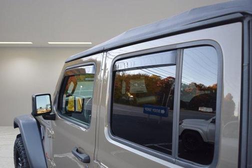 2020 Jeep Gladiator Mojave