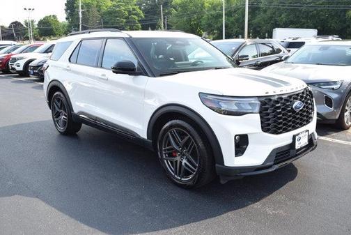 White 2025 Ford Explorer ST
