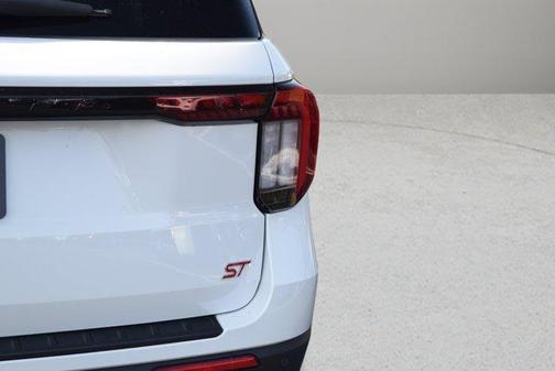 White 2025 Ford Explorer ST