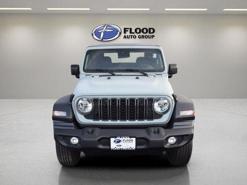 Earl Clearcoat 2024 Jeep Wrangler Sport