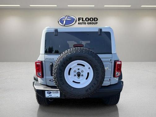 Avalanche Gray 2026 Ford Bronco Heritage Edition