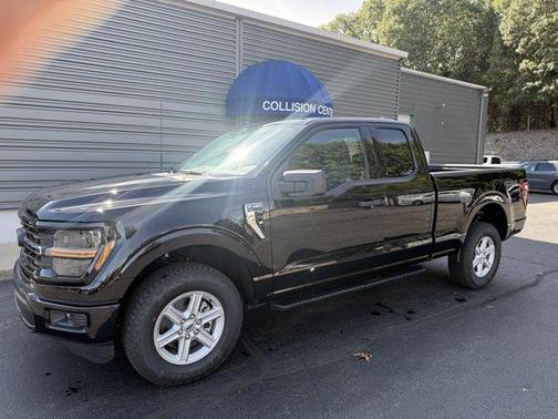 Agate Black Metallic 2026 Ford F-150 XLT
