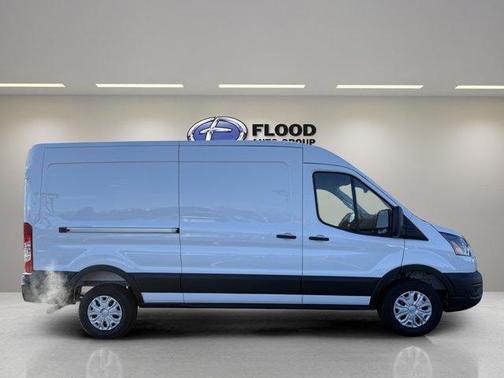 2025 Ford Transit-250 148 WB Medium Roof Cargo