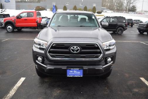 2017 Toyota Tacoma SR