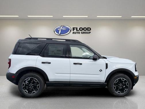 Oxford White 2026 Ford Bronco Sport Outer Banks