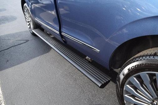 Blue 2020 Lincoln Navigator Reserve