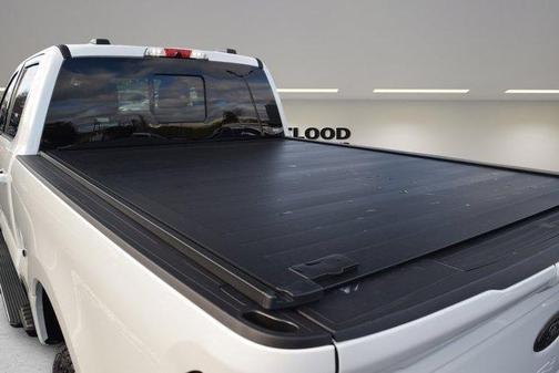 White 2025 Ford F-350 Lariat Super Duty