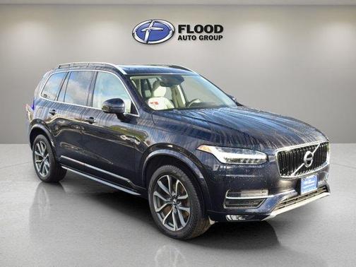 2019 Volvo XC90 T5 Momentum