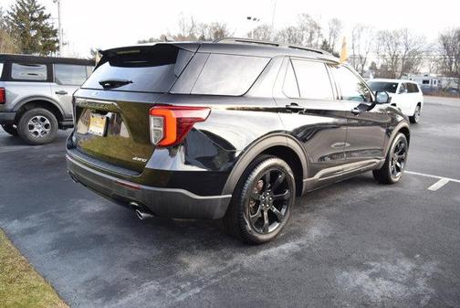 2023 Ford Explorer ST-Line