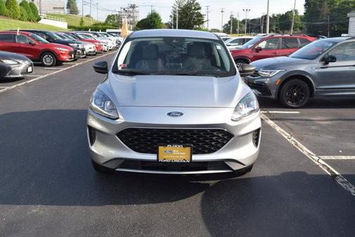 Silver 2022 Ford Escape SE