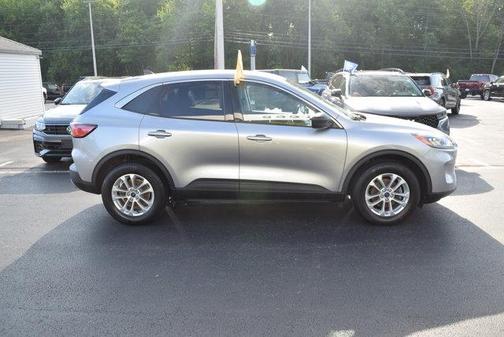 Silver 2022 Ford Escape SE