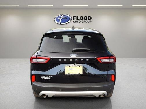 Black 2023 Ford Escape Active