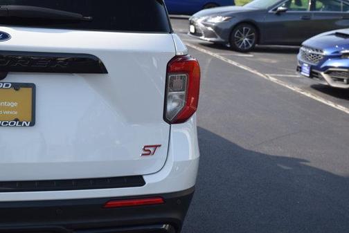 White 2023 Ford Explorer ST