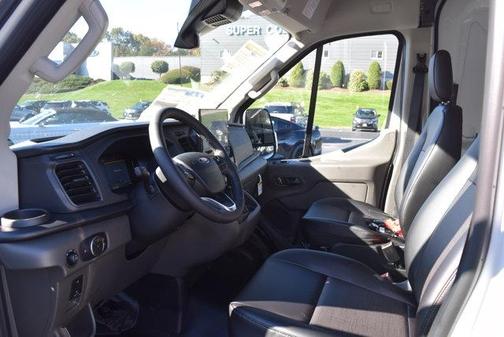 2026 Ford Transit-250 