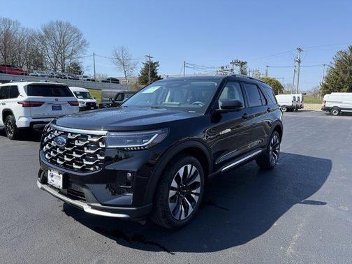 Agate Black Metallic 2026 Ford Explorer Platinum
