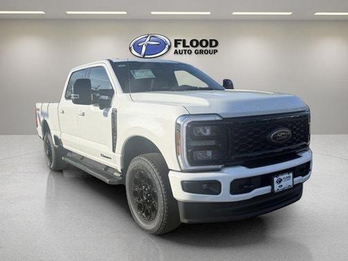 Star White 2026 Ford F-350 Lariat Super Duty