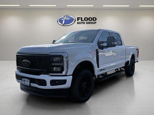 Star White 2026 Ford F-350 Lariat Super Duty