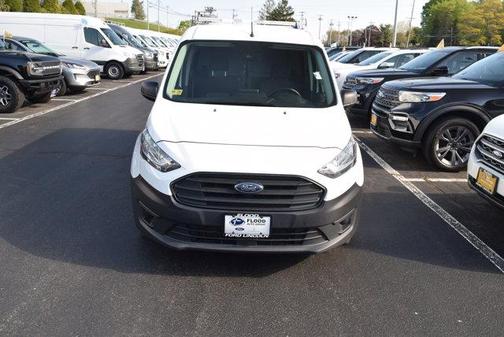 White 2022 Ford Transit Connect XL