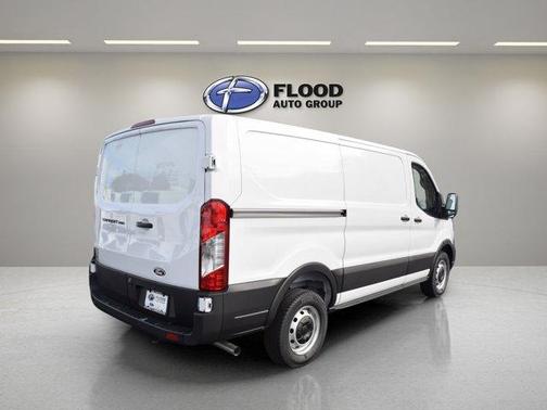 2026 Ford Transit-250 