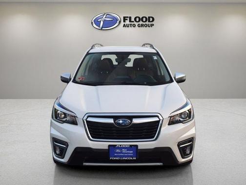 Crystal White Pearl 2020 Subaru Forester Touring